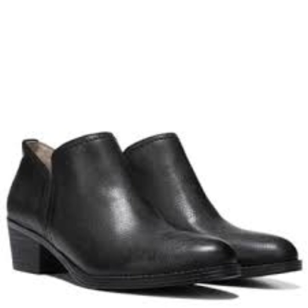 Naturalizer Zarie Leather Bootie - Black NIB